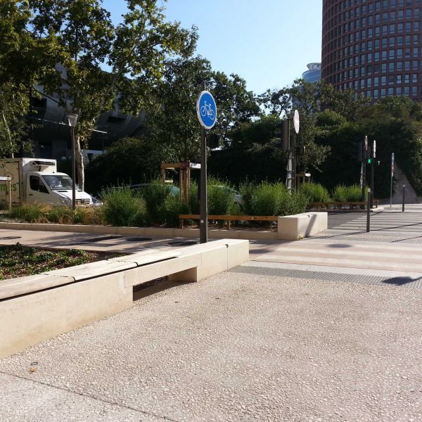 LYON - Avenue Garibaldi